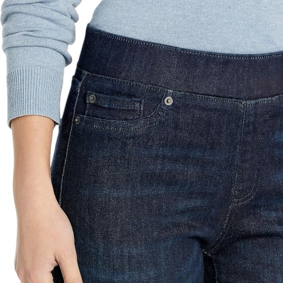 Amazon Essentials Women's Mid-Rise
Stretch Pull-On Jegging Size 18 weekend
Wear - Picture 4 of 8